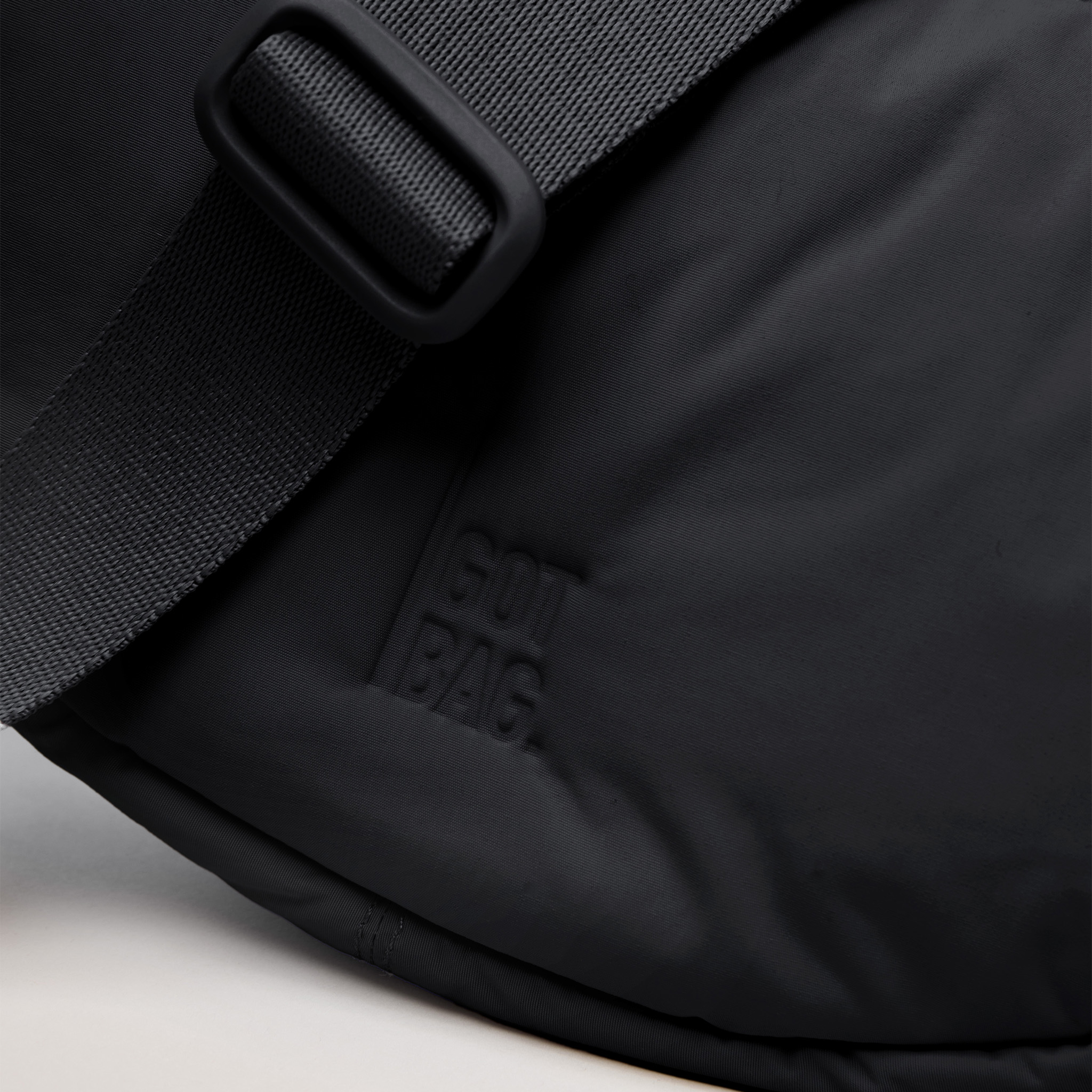 GOT BAG Cloud Moon Bag small black