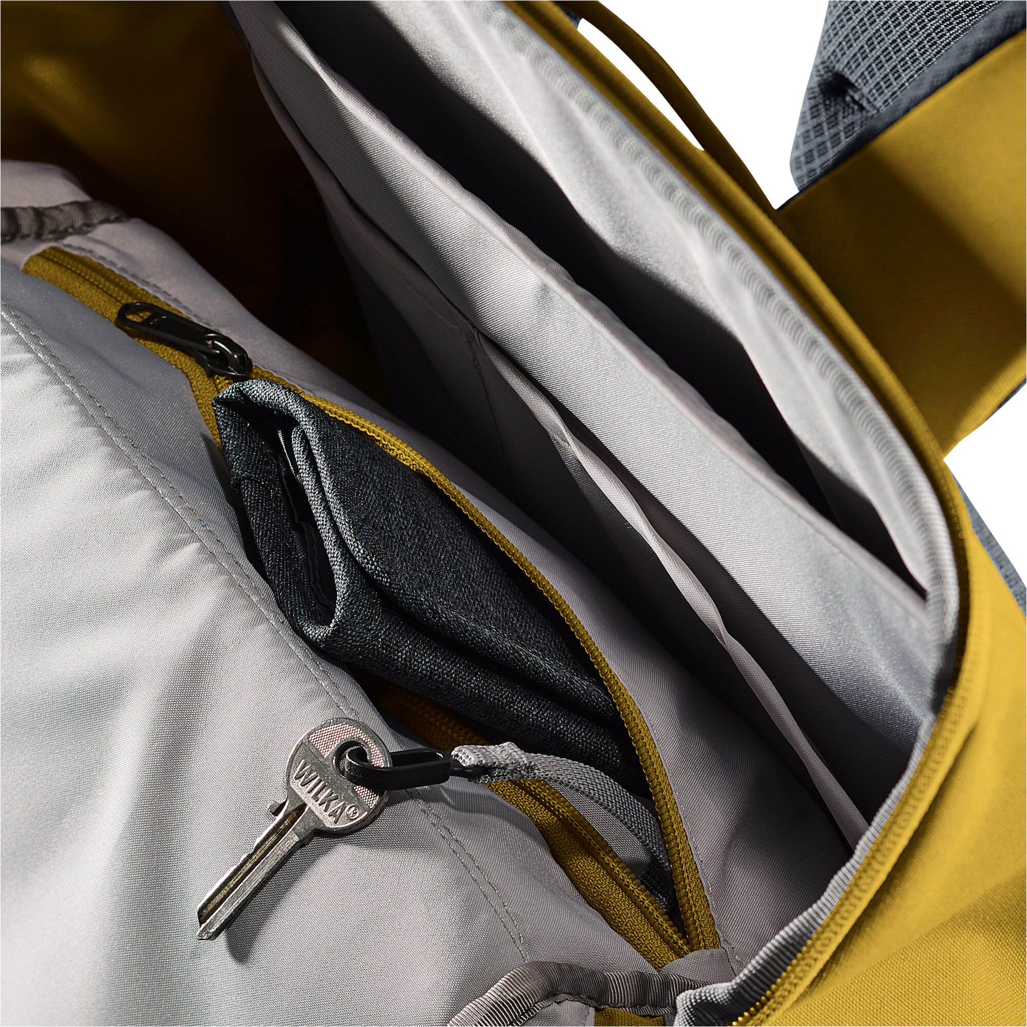 Deuter Freizeitrucksack UP Stockholm clay gelb