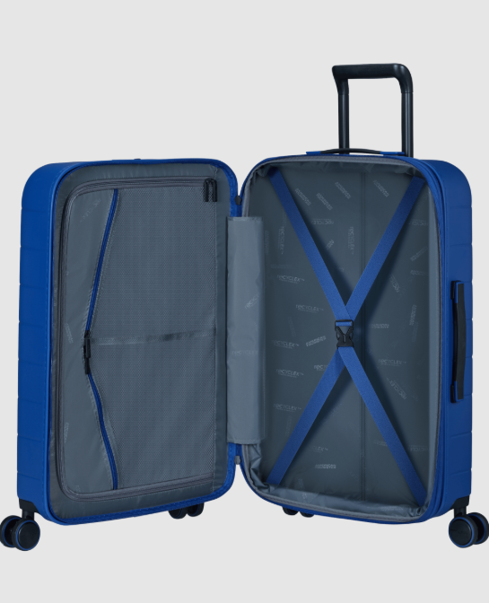 American Tourister Novastream Trolley 67cm navy blue American Tourister Novastream Trolley 67cm navy blue
