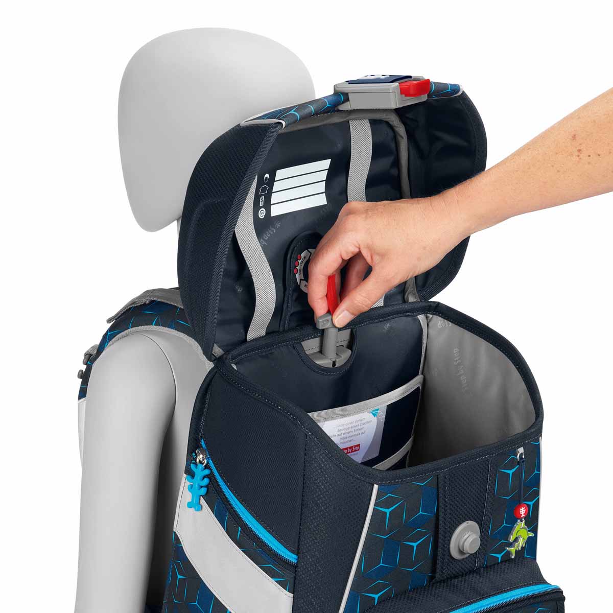 Step by Step SPACE SHINE Schulranzen-Set Shark Dexter 2025