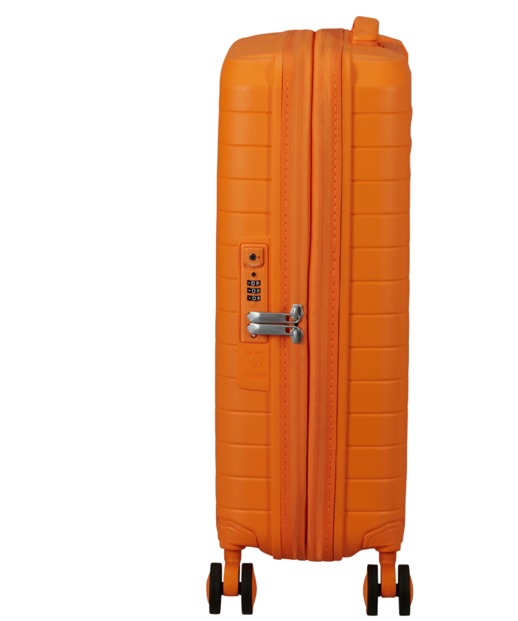 American Tourister Trolley FastForward 55cm radiant orange American Tourister Trolley FastForward 55cm radiant orange