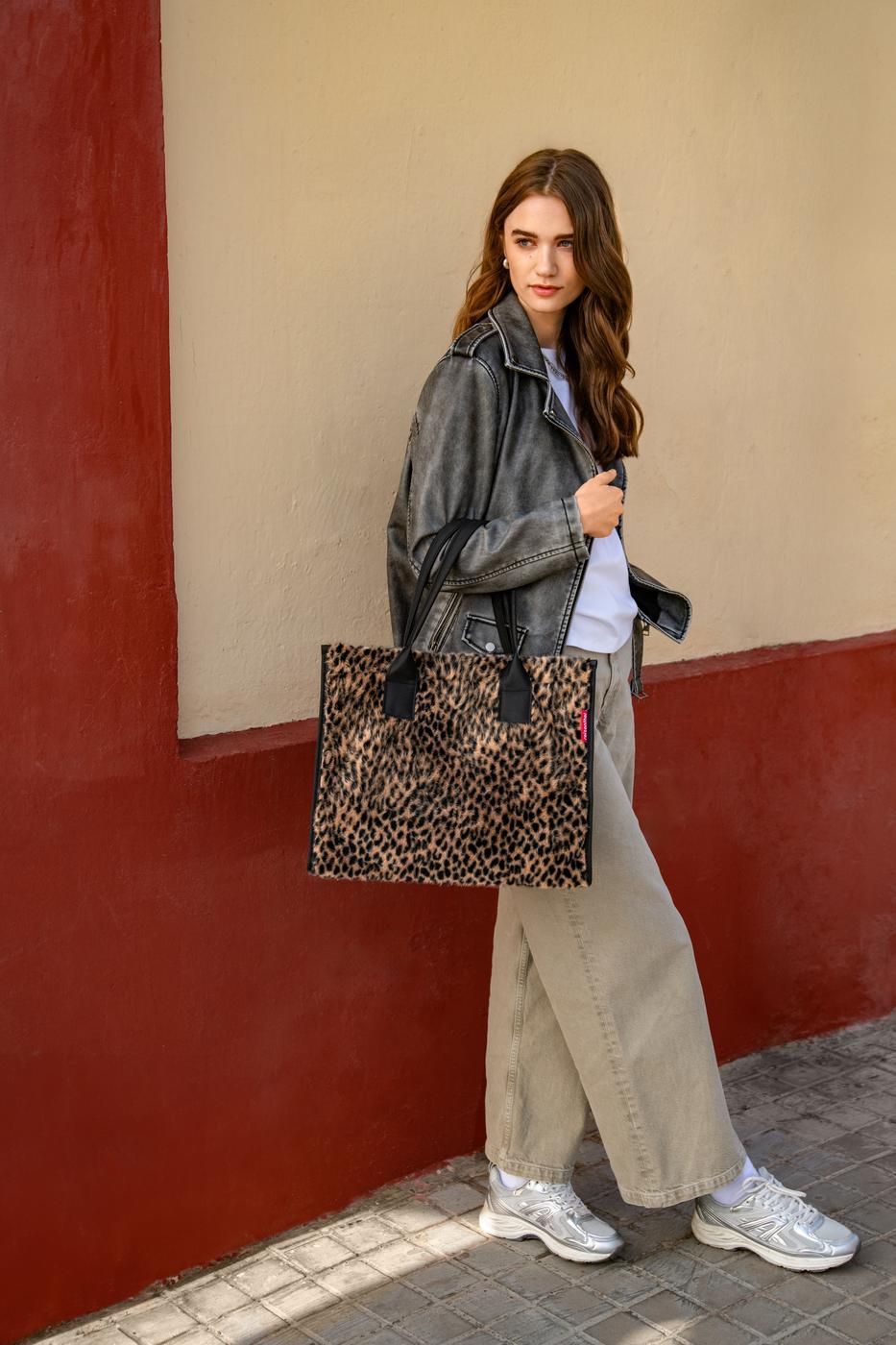 Reisenthel Daily Shopper Leo Fake Fur Reisenthel Daily Shopper Leo Fake Fur