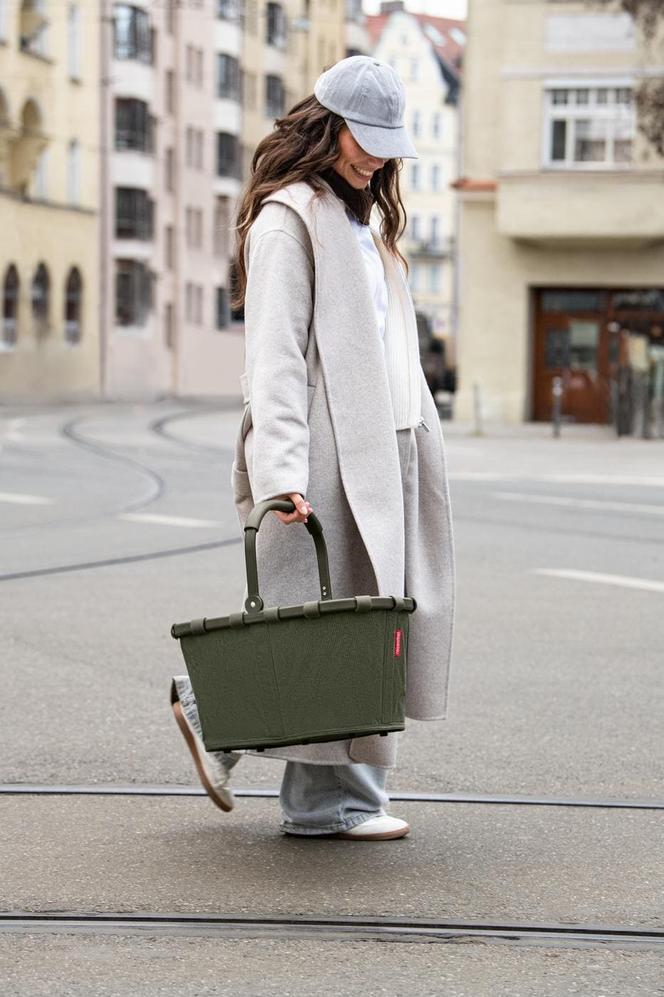 Reisenthel Carrybag Cord dark matcha