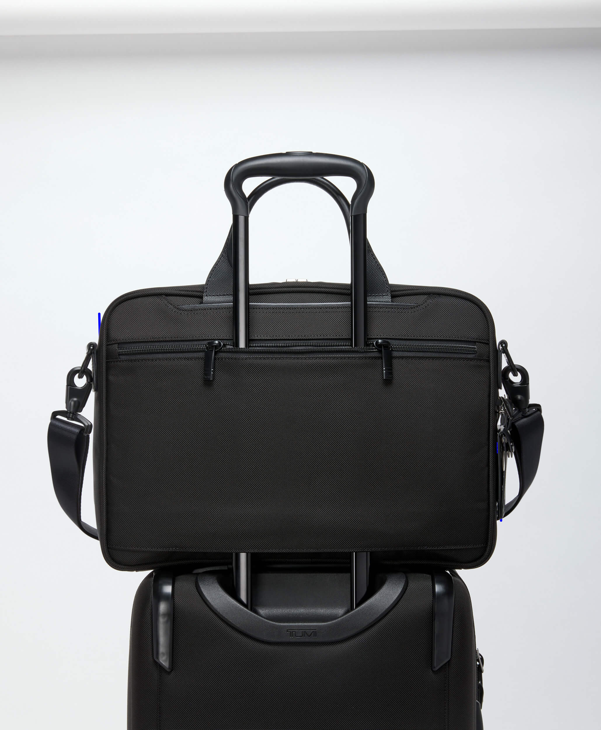 TUMI Alpha 4 mittlere Aktentasche 15" black