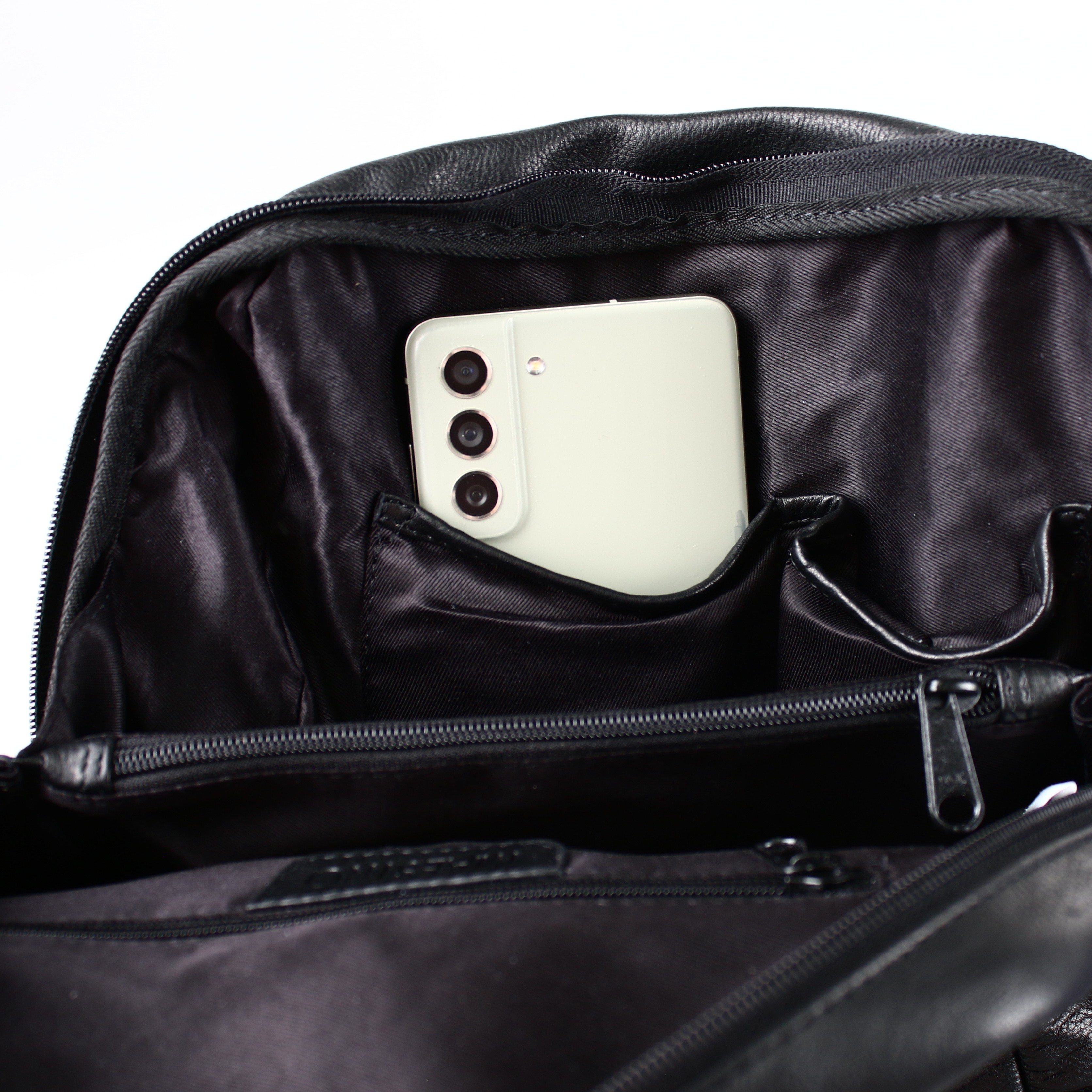 Maestro Leder City Rucksack schwarz