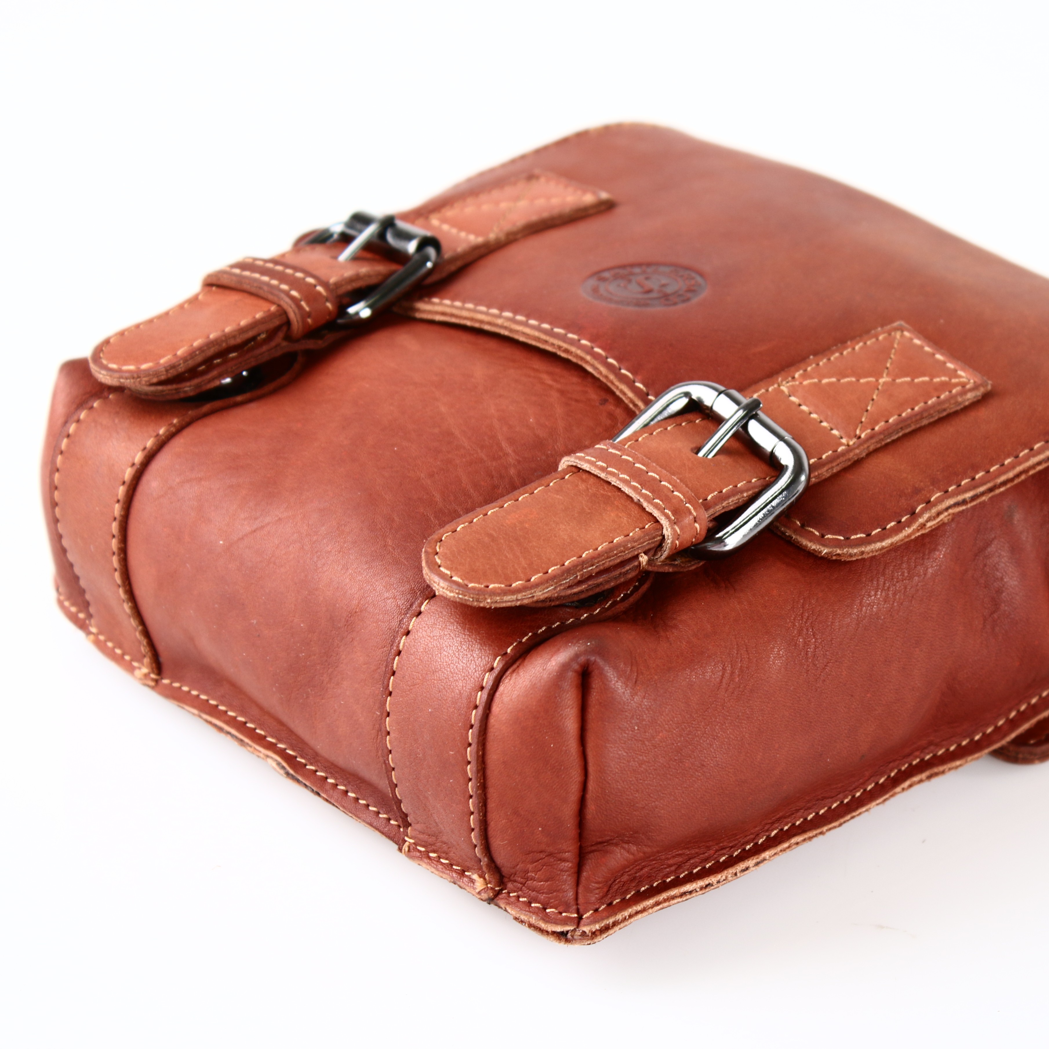 Sattlers & Co. Umhängetasche The Changee Ursus cognac