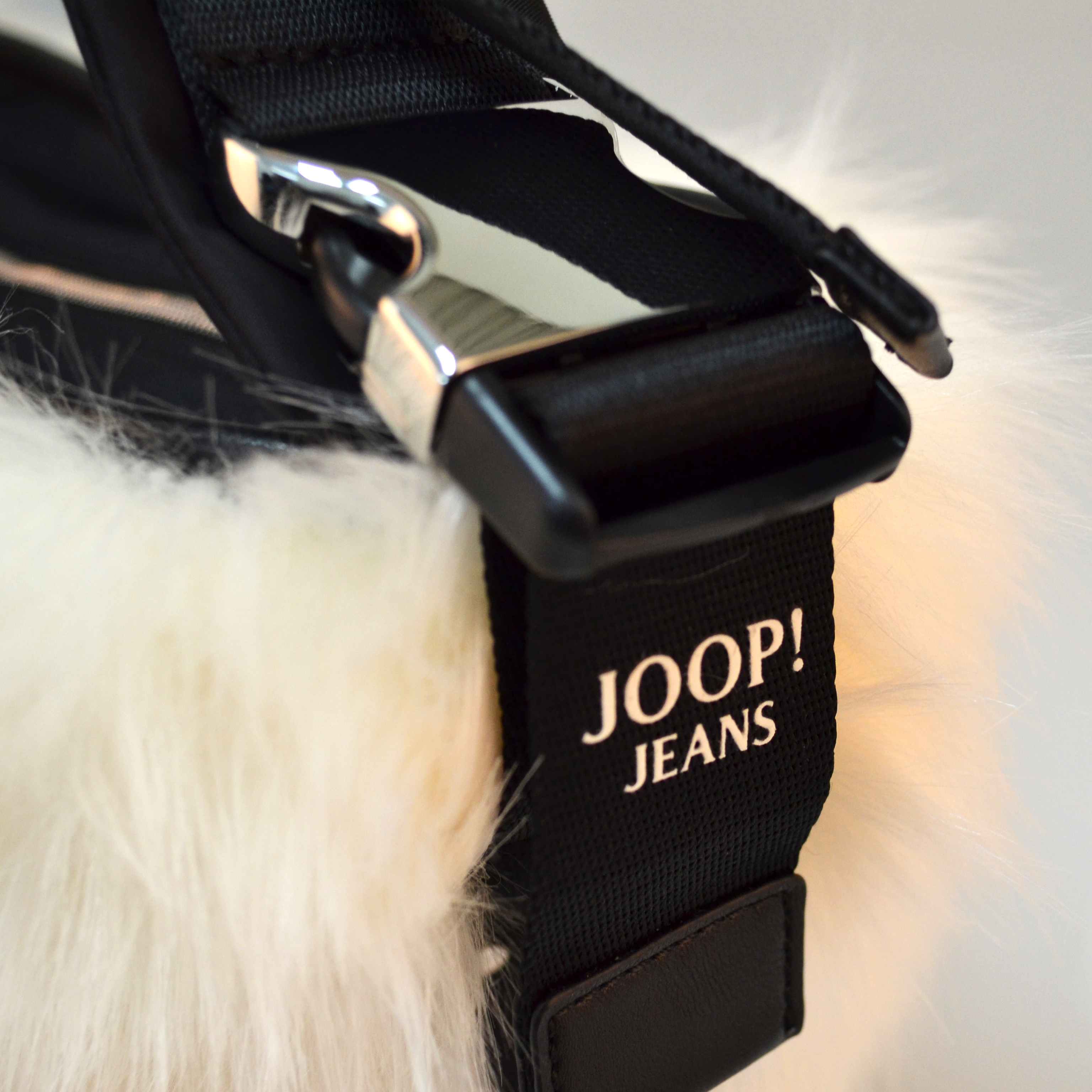 Joop! FakeFur-Shopper Capelli Annabell offwhite