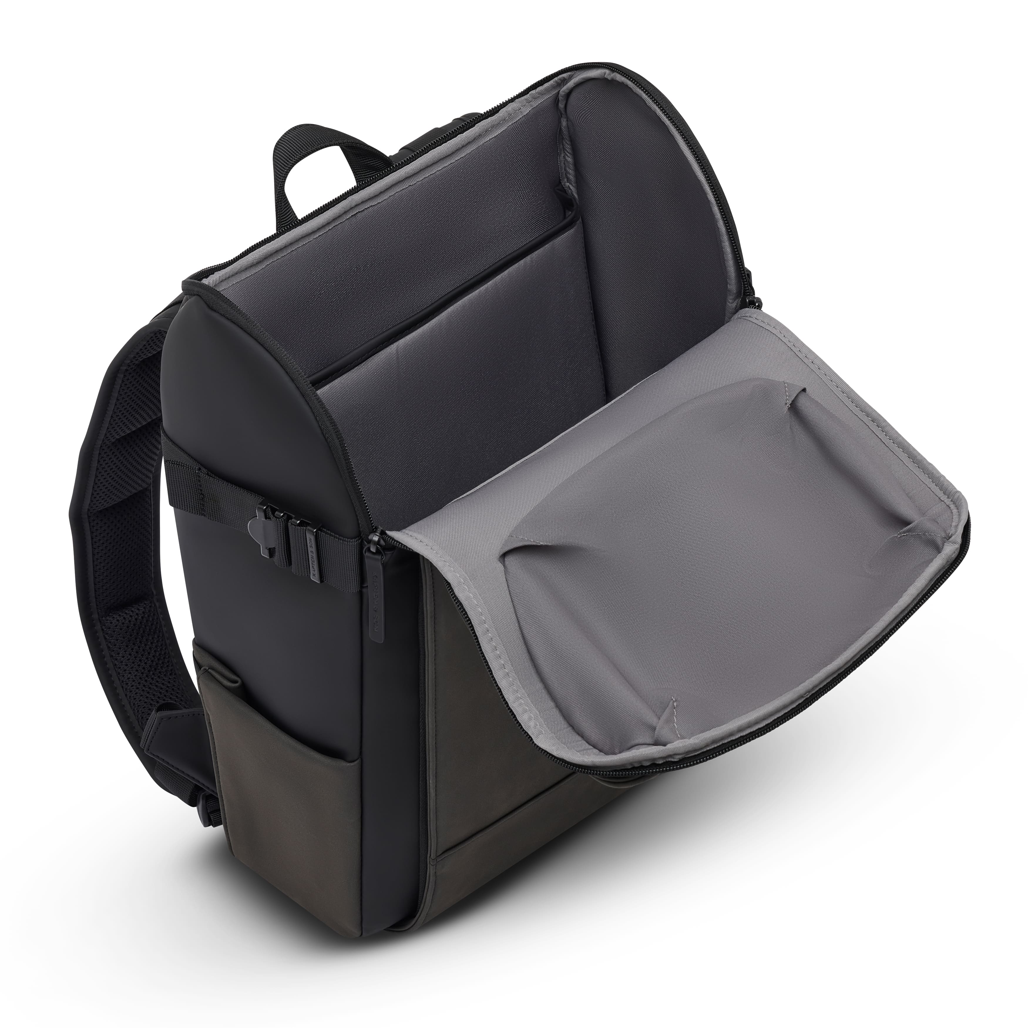 Kapten & Son Rucksack Bali Medium by Mariefeandjakesnow All Black