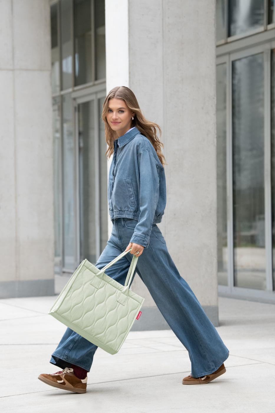 Reisenthel Daily Shopper Puffer Iced Matcha Reisenthel Daily Shopper Puffer Iced Matcha