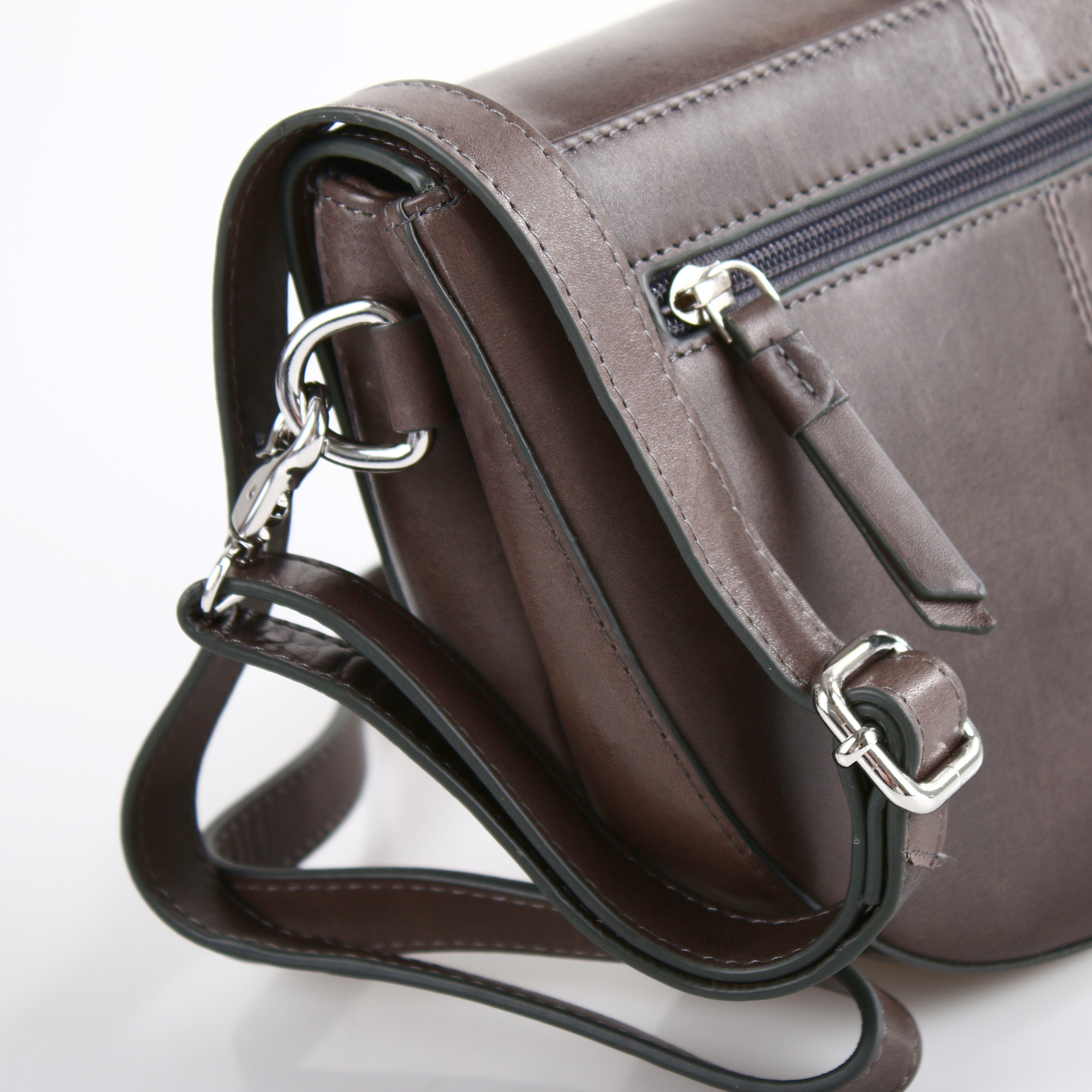 Sattlers & Co. Umhängetasche Jacobo grey