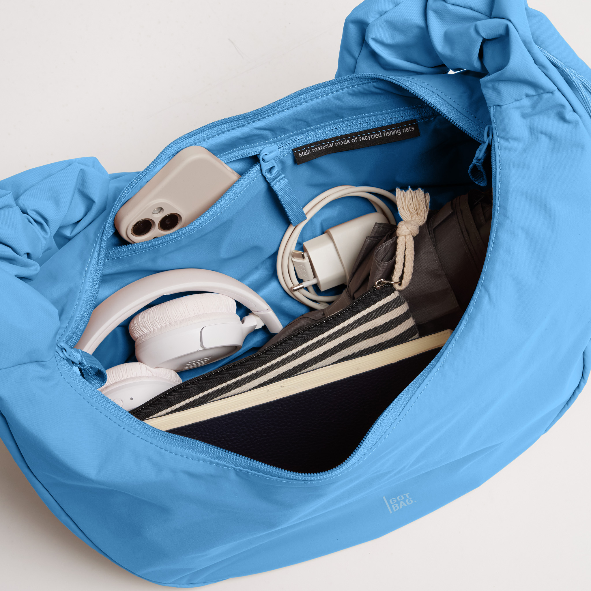 GOT BAG Moon Bag Ruffle aqua monochrome